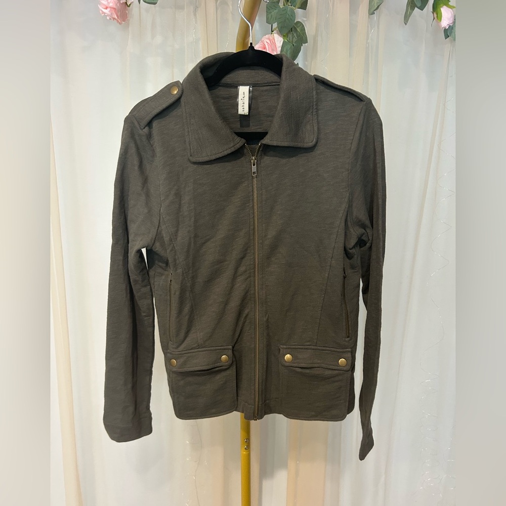 Sahalie Olive Zip-Up Jacket with Angel Wings Back Graphic – Size M – NWOT